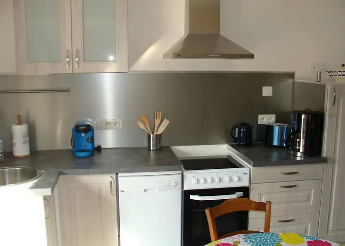 Ferienhaus Ancienne Fromagerie : Avec Acces Canal, Jardin Et Terrasse - Fr-1-489-608